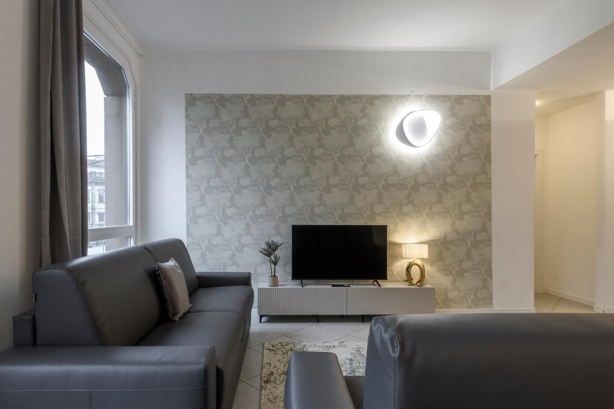 Milan Royal Suites - Duomo Santo Stefano — Photos 2